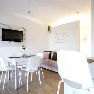  Apartment La Casa Sul Italien