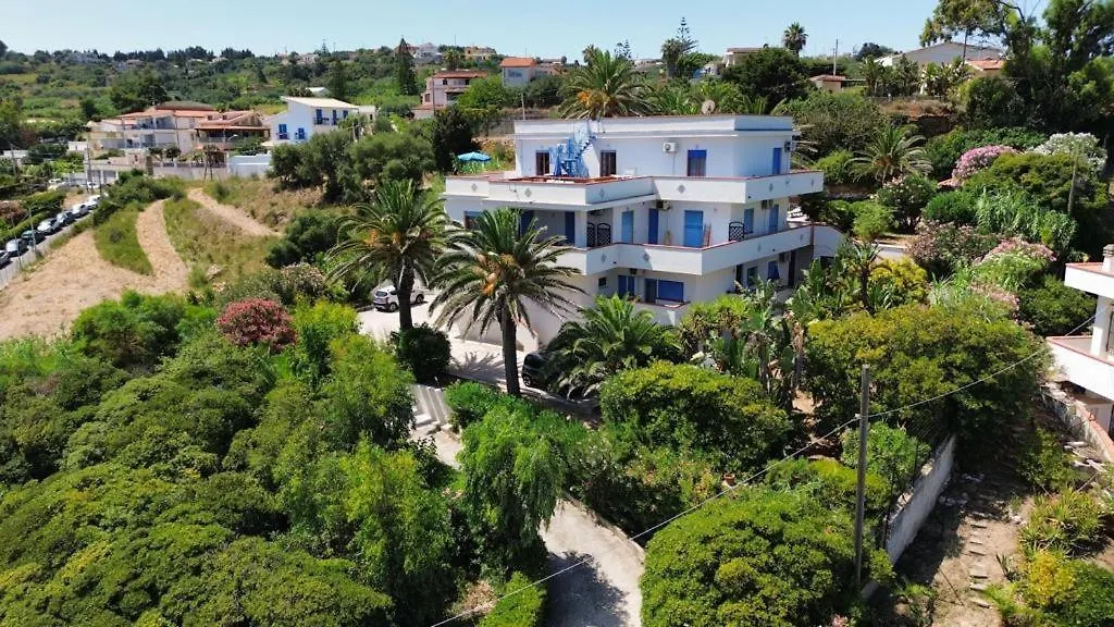 Le Palme Vacanze Trappeto  Trappeto (Sicily)